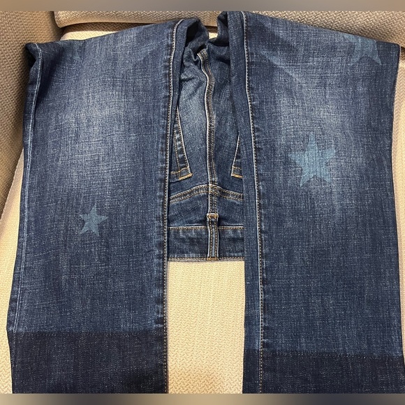 Cabi Women Jeans size 2 Slim Boyfriend cut. - Picture 10 of 13